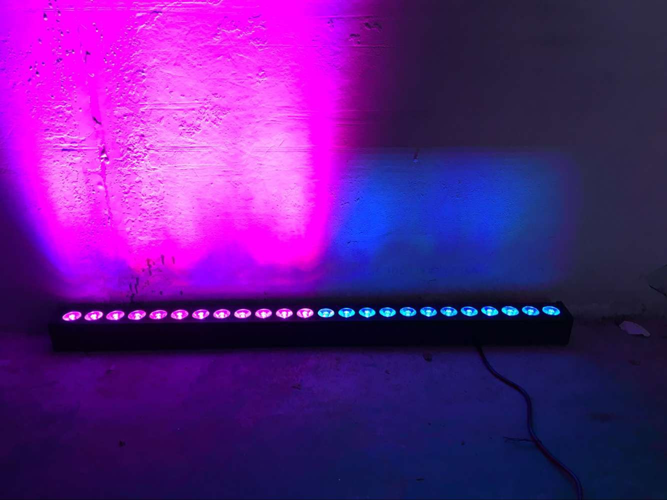 KARMA - LED TRAKA 24x3W